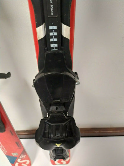 Ski Atomic Redster GS 131 cm + fixations XTL 7.5, neige en plein air