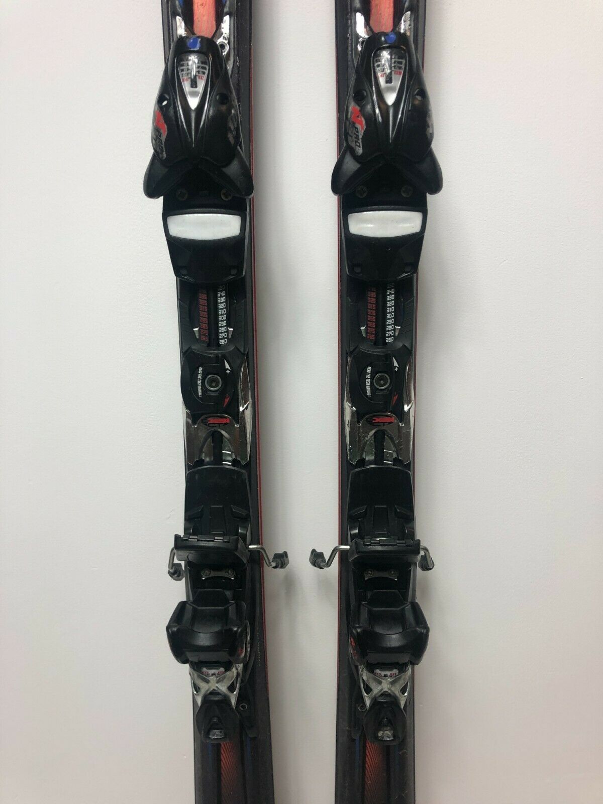 Sci Nordica Fate 178 cm + attacchi Nordica PRO 2S Avventura all'aria aperta Sport invernali