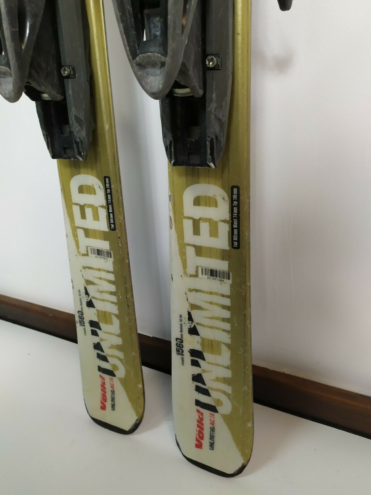 Ski Volkl Unlimited AC7.4 156 + fixations Rossignol 9.5 Hiver Plaisir Extérieur CBS