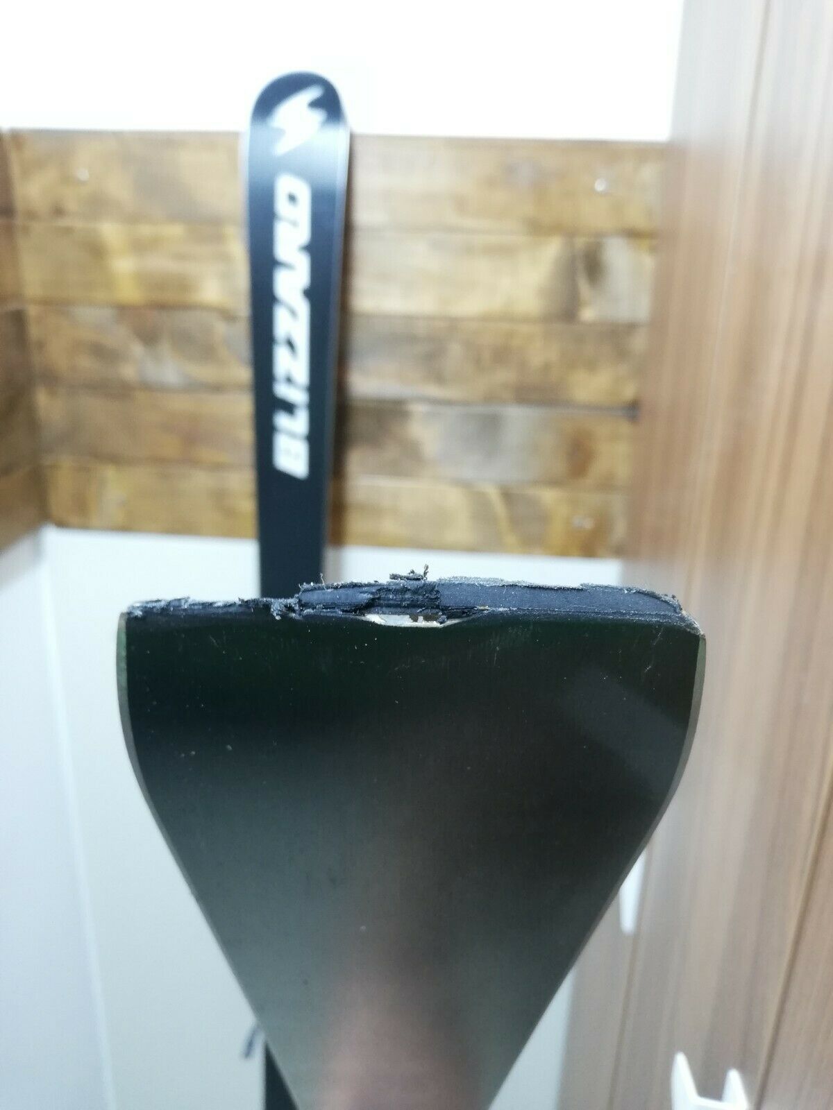 Blizzard Magnesium GS Weltcup-Ski 182 cm + Marker M 900 Bindungen Wintersport
