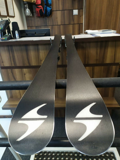 Blizzard Race GS World Cup 142 cm Sci + Attacchi Marker 7 Divertimento invernale Sport Neve