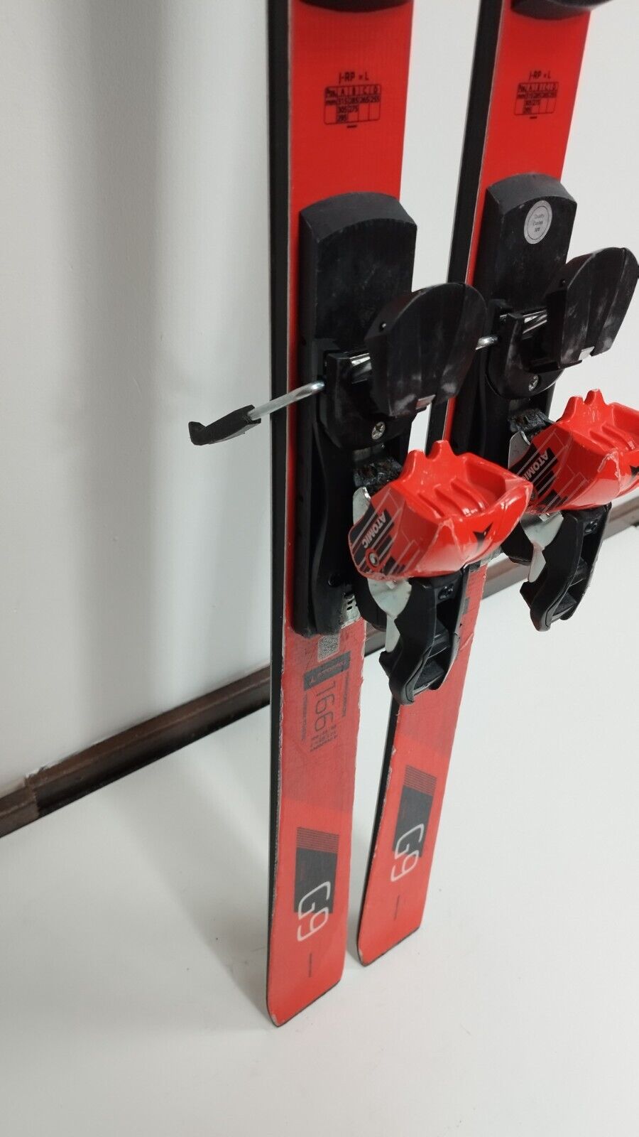 Atomic Redster G9 166 cm Ski + Atomic 12 Bindings Winter Fun Snow FIS Slope