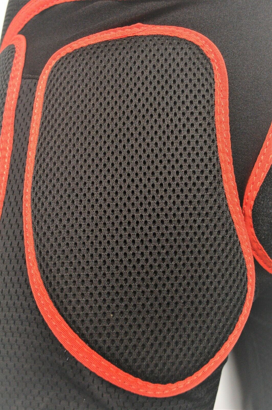 No Fear Sportliche Schutzausrüstung für Ski, Snowboard und Radfahren Größe S BRANDNEU!