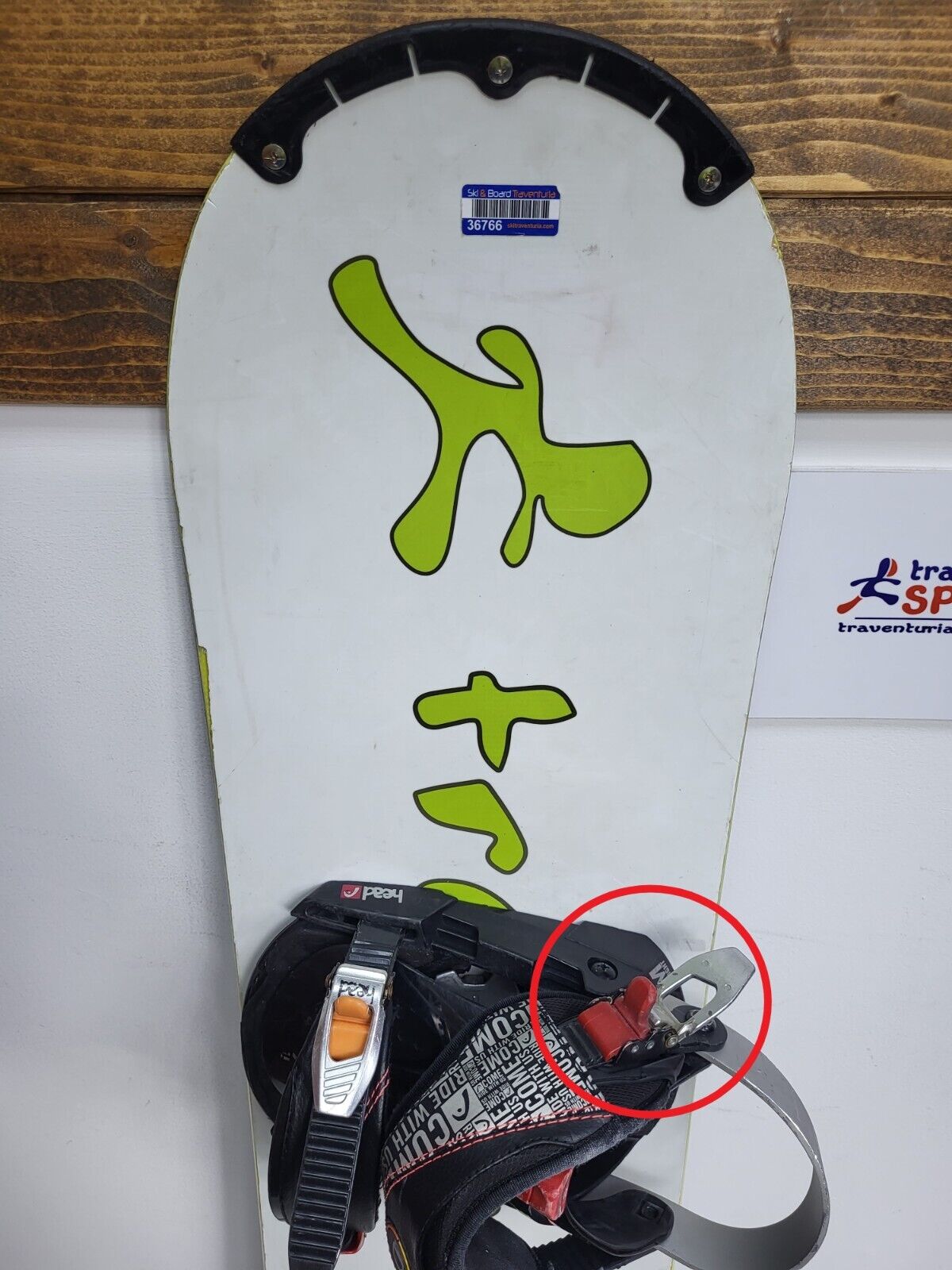 Traventuria 150 cm Snowboard + HEAD Rental M Bindings Snow Adventure  Winter Fun