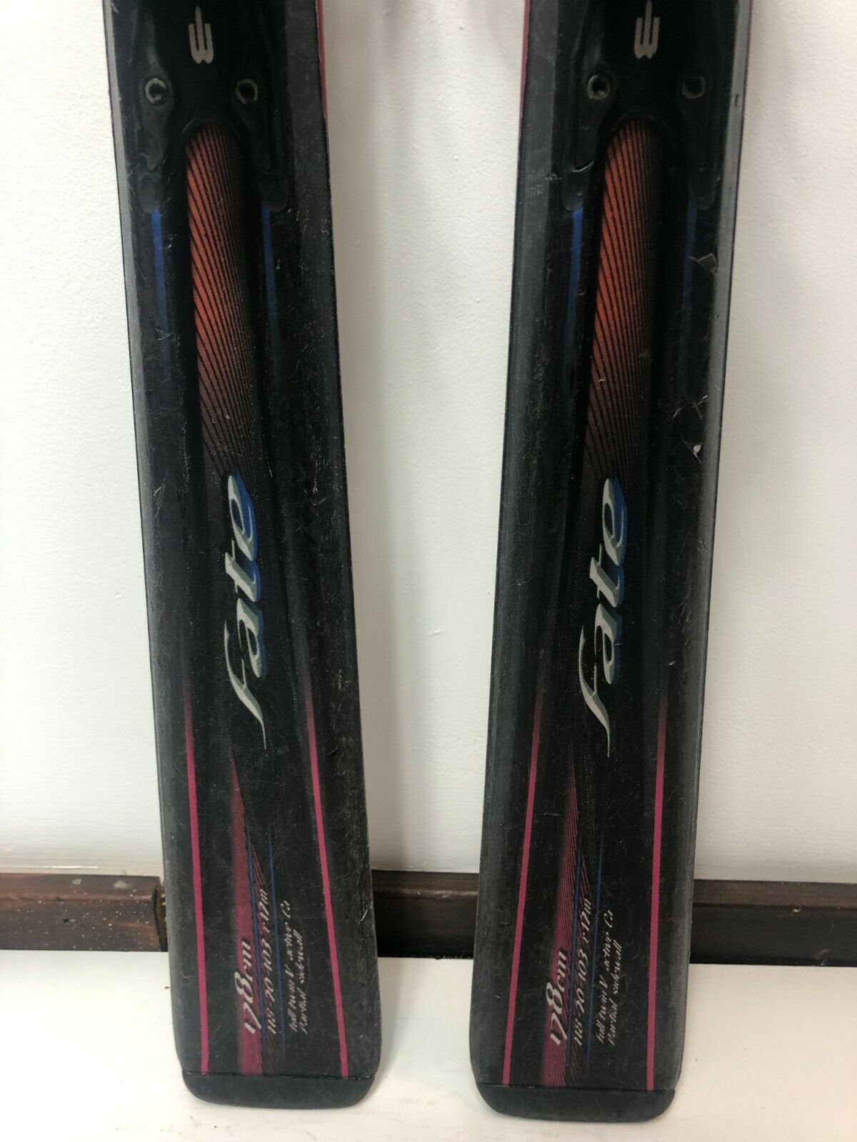 Sci Nordica Fate 178 cm + attacchi Nordica PRO 2S Avventura all'aria aperta Sport invernali